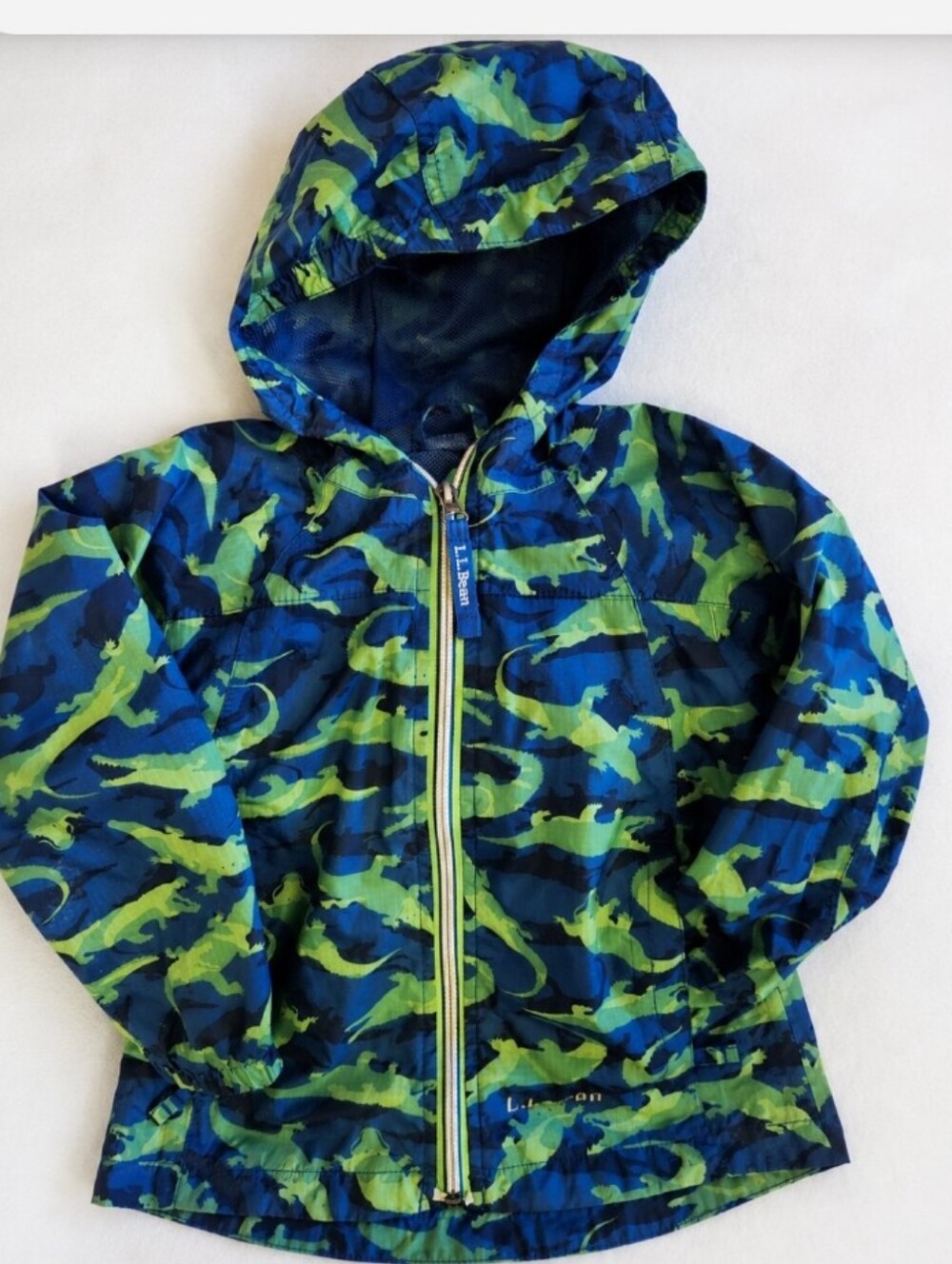 L.L.Bean toddler Discovery rain jacket in size 4T. Fun blue-and-green alligator